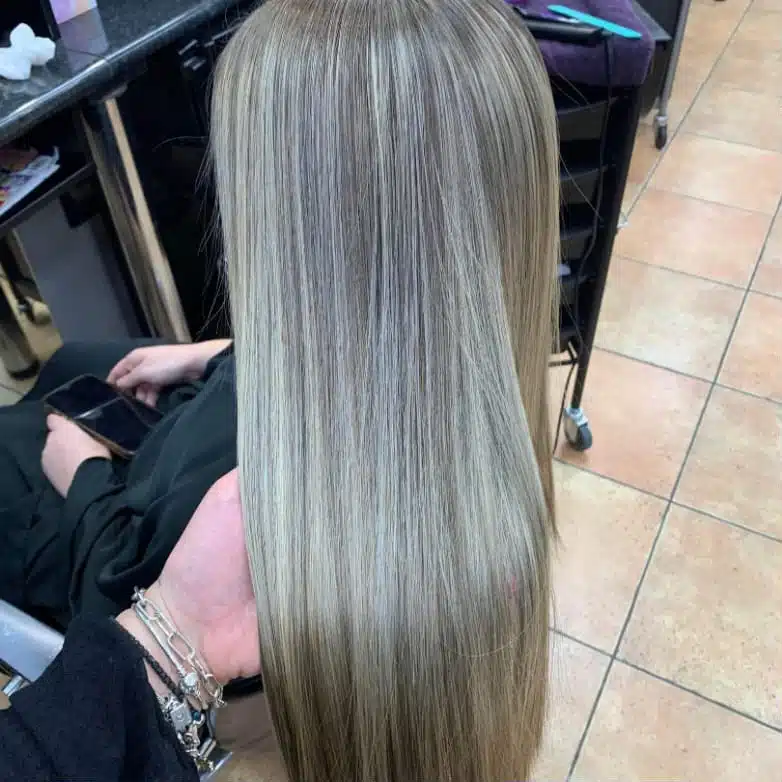 Consultation before hair straightening